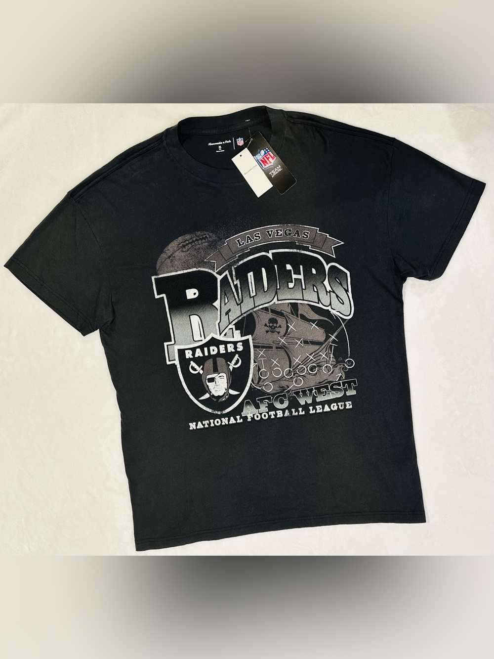 Abercrombie & Fitch Men’s Las Vegas Raiders T-shirt XL Tall Black NWT NFL AFC